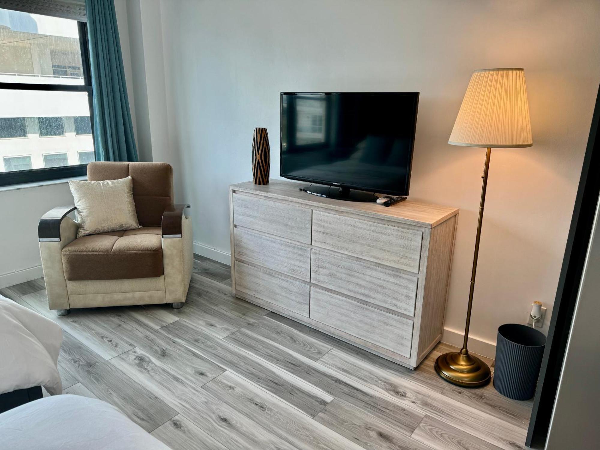 Directly On The Beach With Pool & Parking Miami Beach Exterior photo